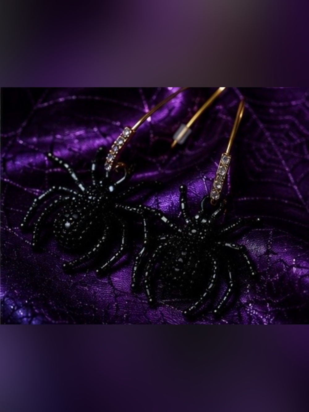 Authentic Betsey Johnson Black Sparkle Spider Drop Earrings NIB 🖤🕷️🧡 - Picture 3 of 7